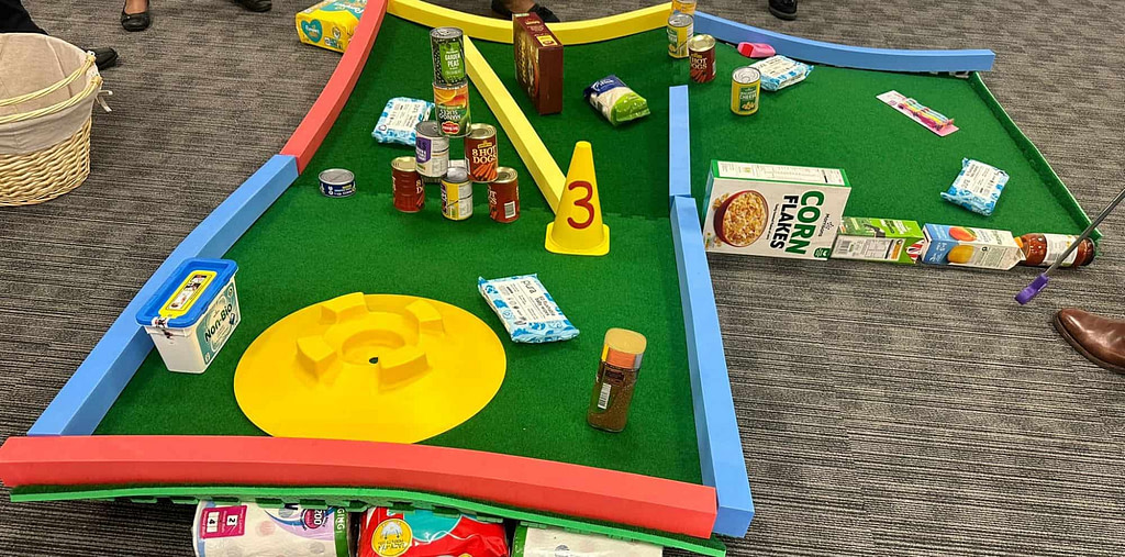 mini golf hole